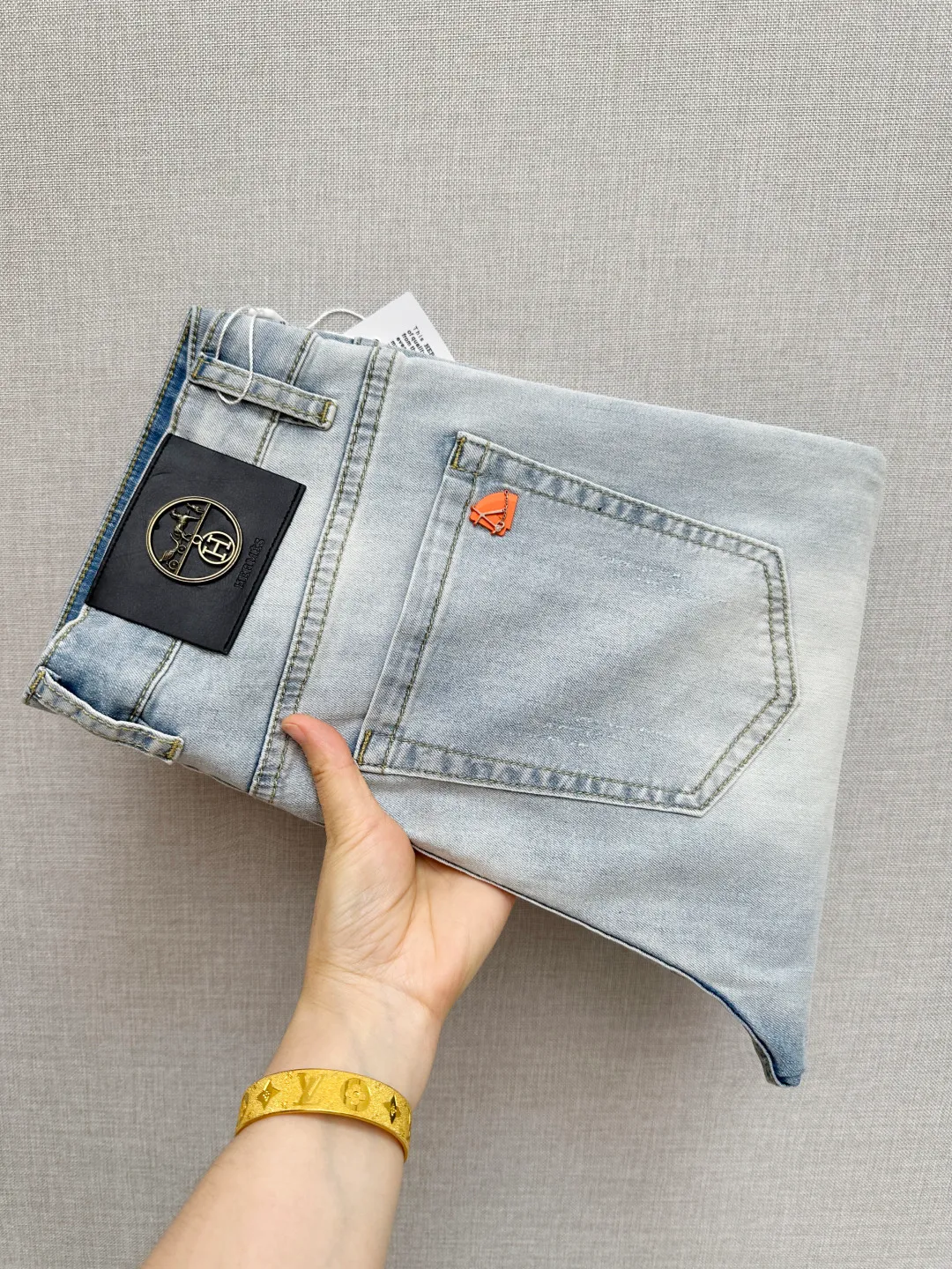 H ， ， Classic LOGO ， ！ 。 ， ， ， 。Sizes:29-38